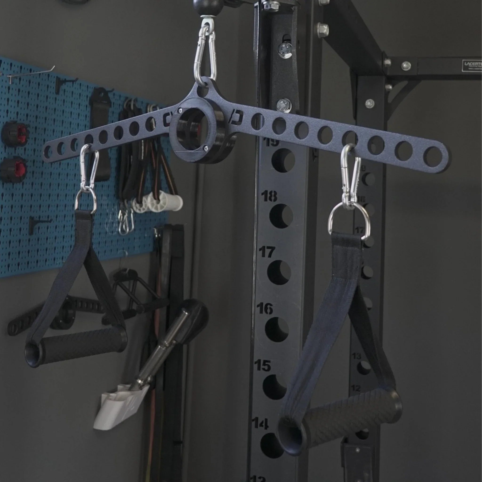 Barra Multi-Grip in acciaio con finitura antiscivolo